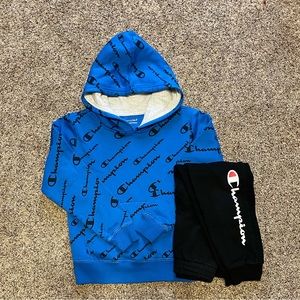 Champion Hoodie/Sweatpants Set